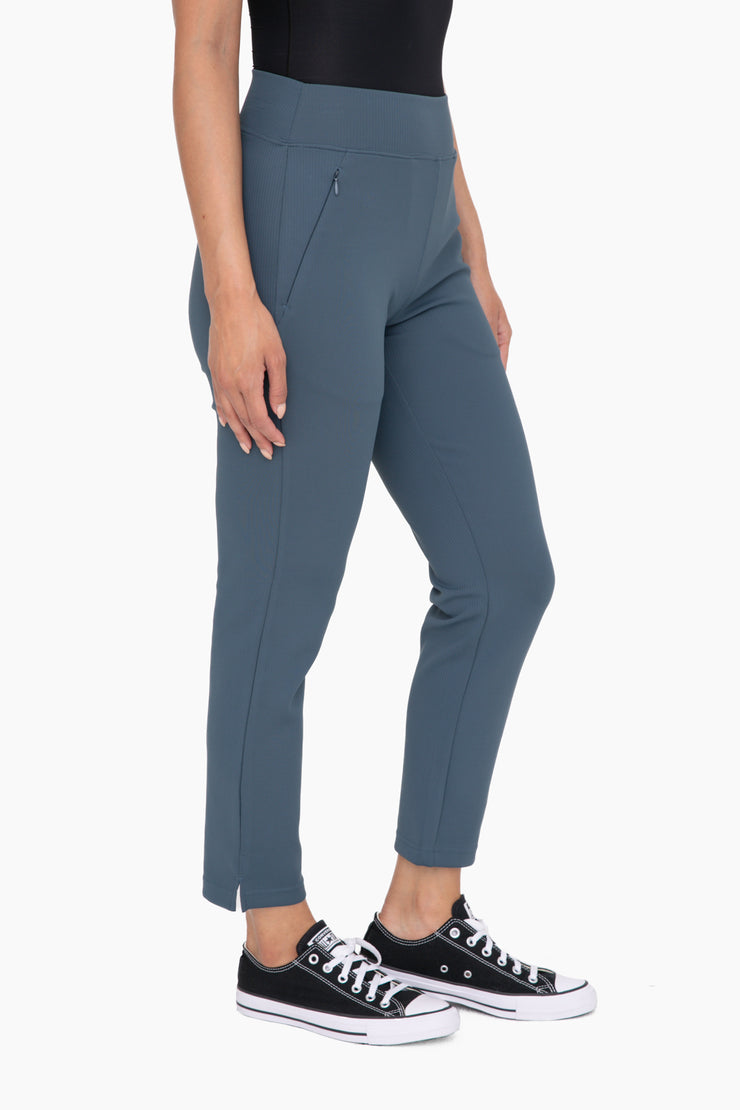 Jacquard Ribbed Tapered Pant