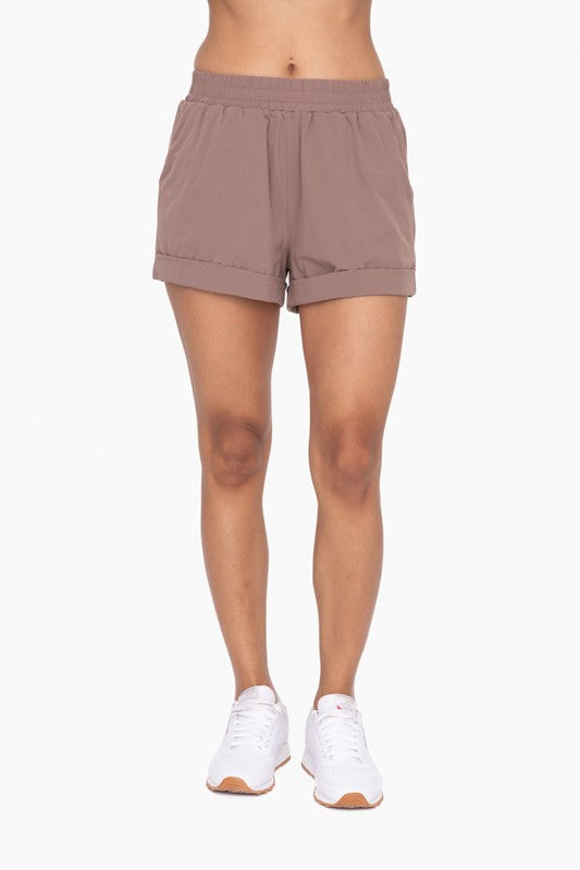 Highwaist Athleisure Shorts With Cuffed Leg