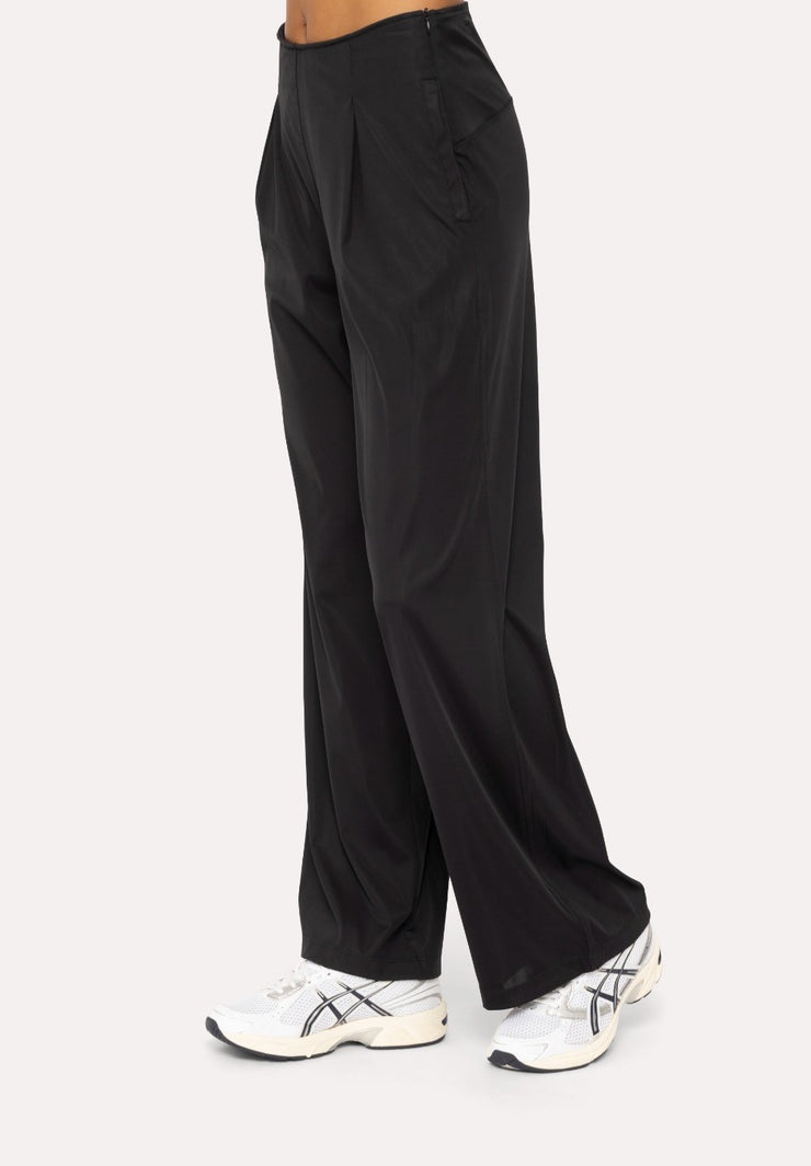 FlexFlow Pleated Front Wide Leg Pants